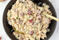 Creamy Chicken Salad with Grapes and Crunchy Celery