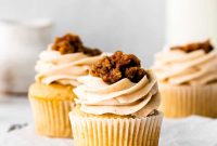 Pecan Pie Cupcakes Recipe: Gooey Caramel-Pecan Cupcakes