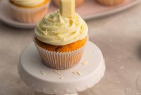 Decadent White Chocolate Cupcakes with Vanilla Buttercream