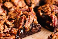 Pecan Pie Brownies Recipe: Gooey Chocolate Bars with Pecan Pie Topping