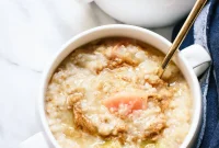 Apple Steel-Cut Oatmeal Recipe with Cinnamon & Brown Sugar