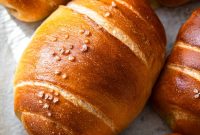 No-Knead Salt Bread Recipe: Crispy Crust, Chewy Interior