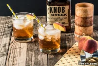 Peach Bourbon Cocktail Recipe: Smooth Summer Whiskey Drink