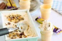 No-Churn Honeycomb Ice Cream Recipe: Crunchy Homemade Treat
