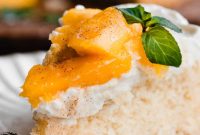 Moist Mango Snack Cake Recipe — Quick Tropical Dessert