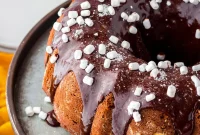 Decadent Hot Chocolate Cake Recipe for Chocolate Lovers