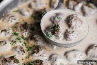 Classic Swedish Meatballs Recipe with Creamy Gravy and Lingonberry