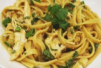 Sesame Chicken Noodle Bowl Recipe with Garlic-Soy Sauce