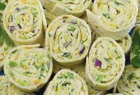 Chicken and Avocado Salad Roll-Ups: Easy Low-Carb Lunch Idea