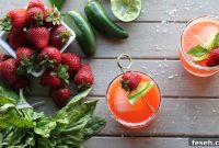 Strawberry Margaritas: Classic Recipe and Frozen Blend