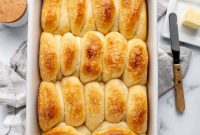 Parker House Rolls Recipe: Soft, Fluffy Dinner Rolls Guide