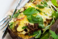 Greek Stuffed Eggplant (Papoutsakia) – Classic Mediterranean Recipe