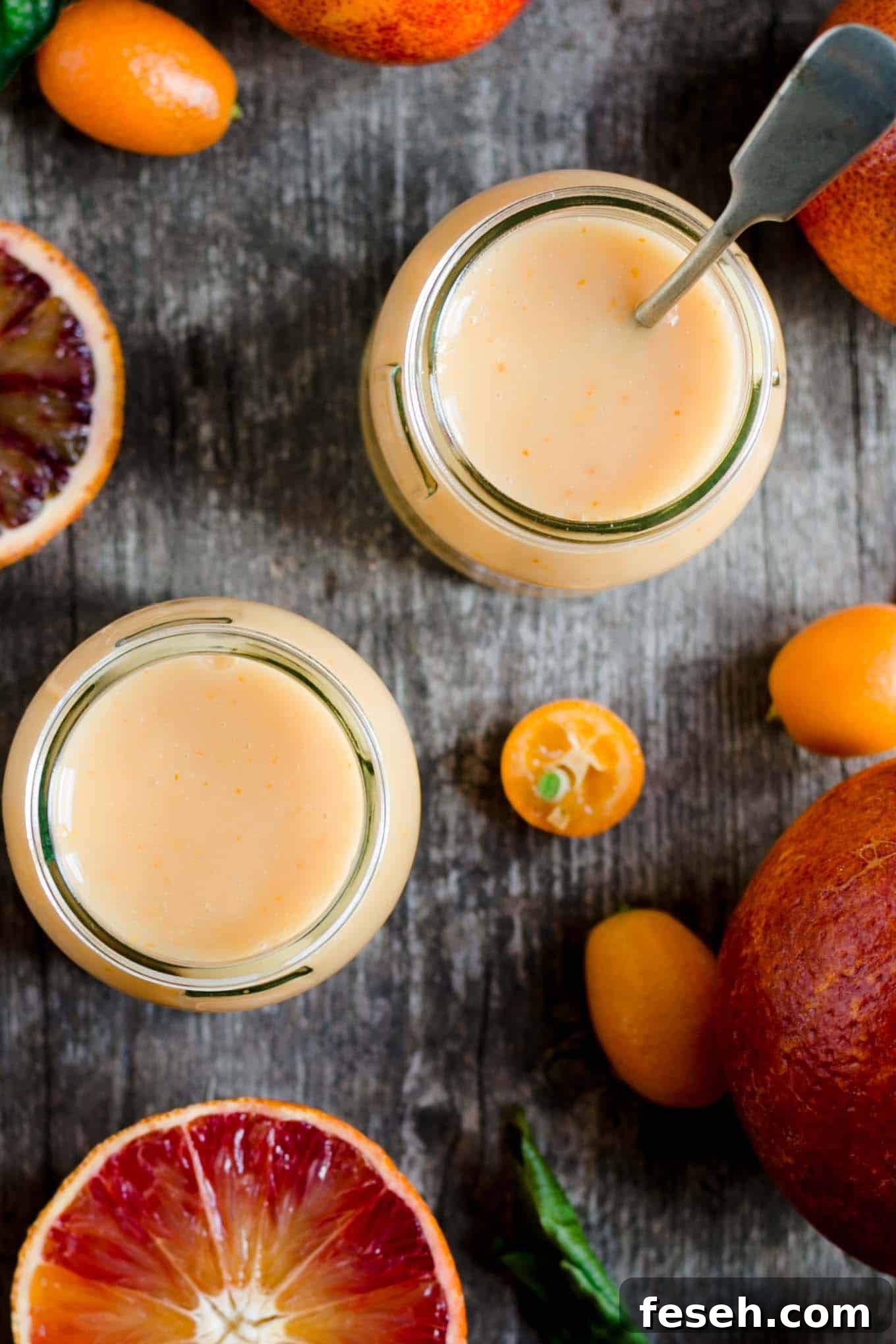 Vegan blood orange curd! Super simple recipe #vegan #dairyfree #curd | via @annabanana.co