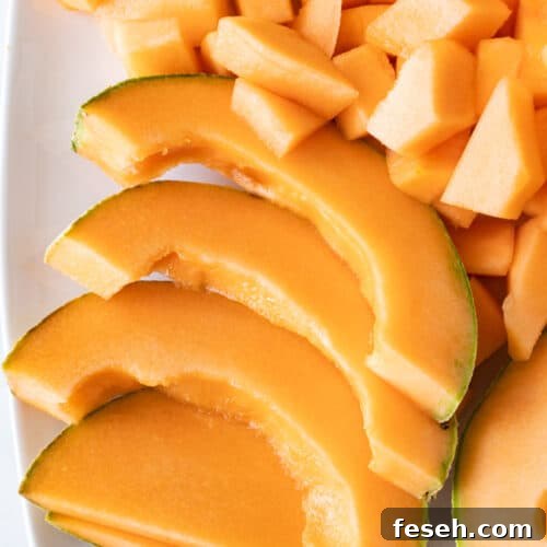 how to cut cantaloupe featured image