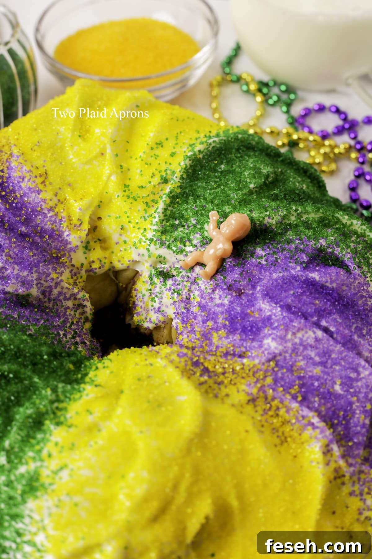 Finished king cake