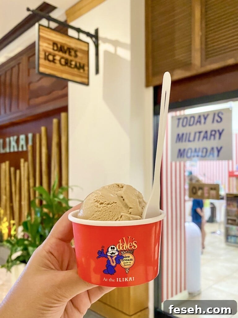 A cup of Dave's Ice Cream Kona coffee flavor, the best ice cream in Waikīkī, Oʻahu.