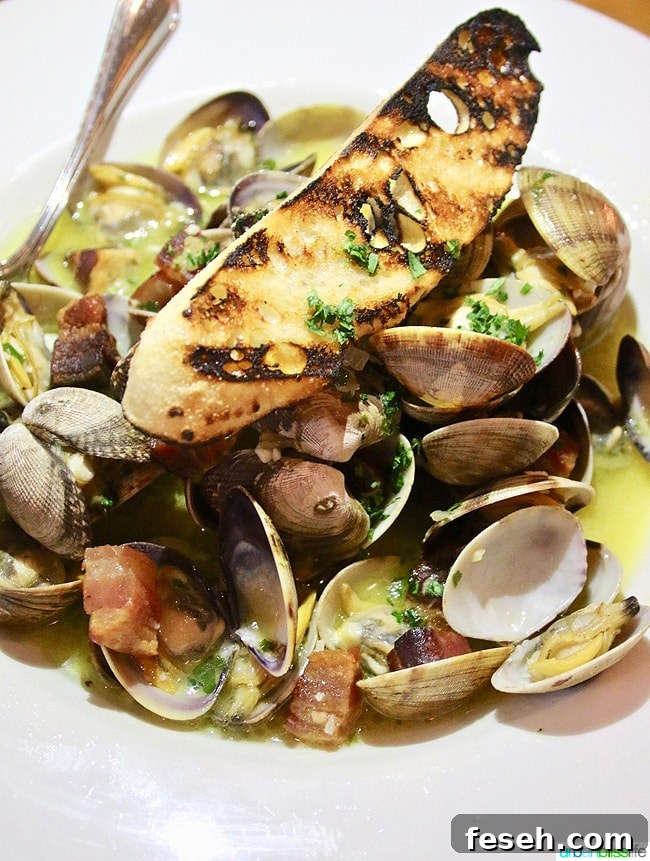 Larks Restaurant mussels. Places to eat in Ashland.
