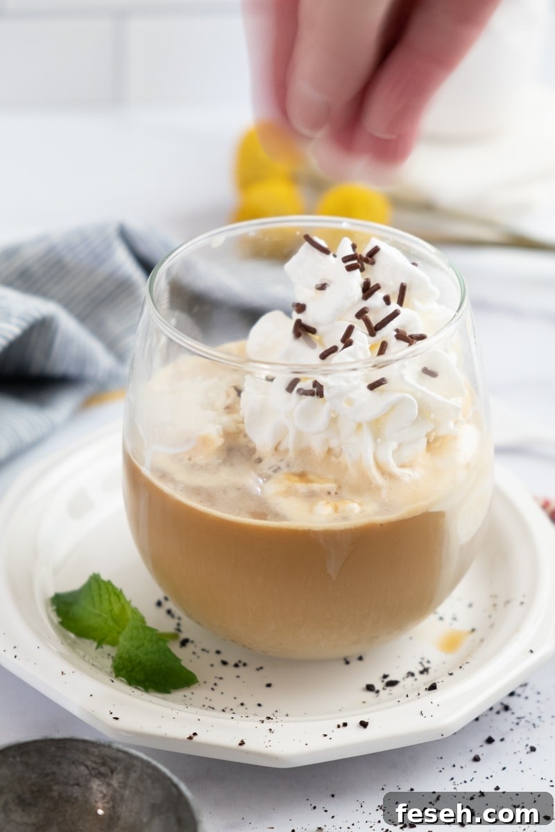 Tall glass for Eiskaffee