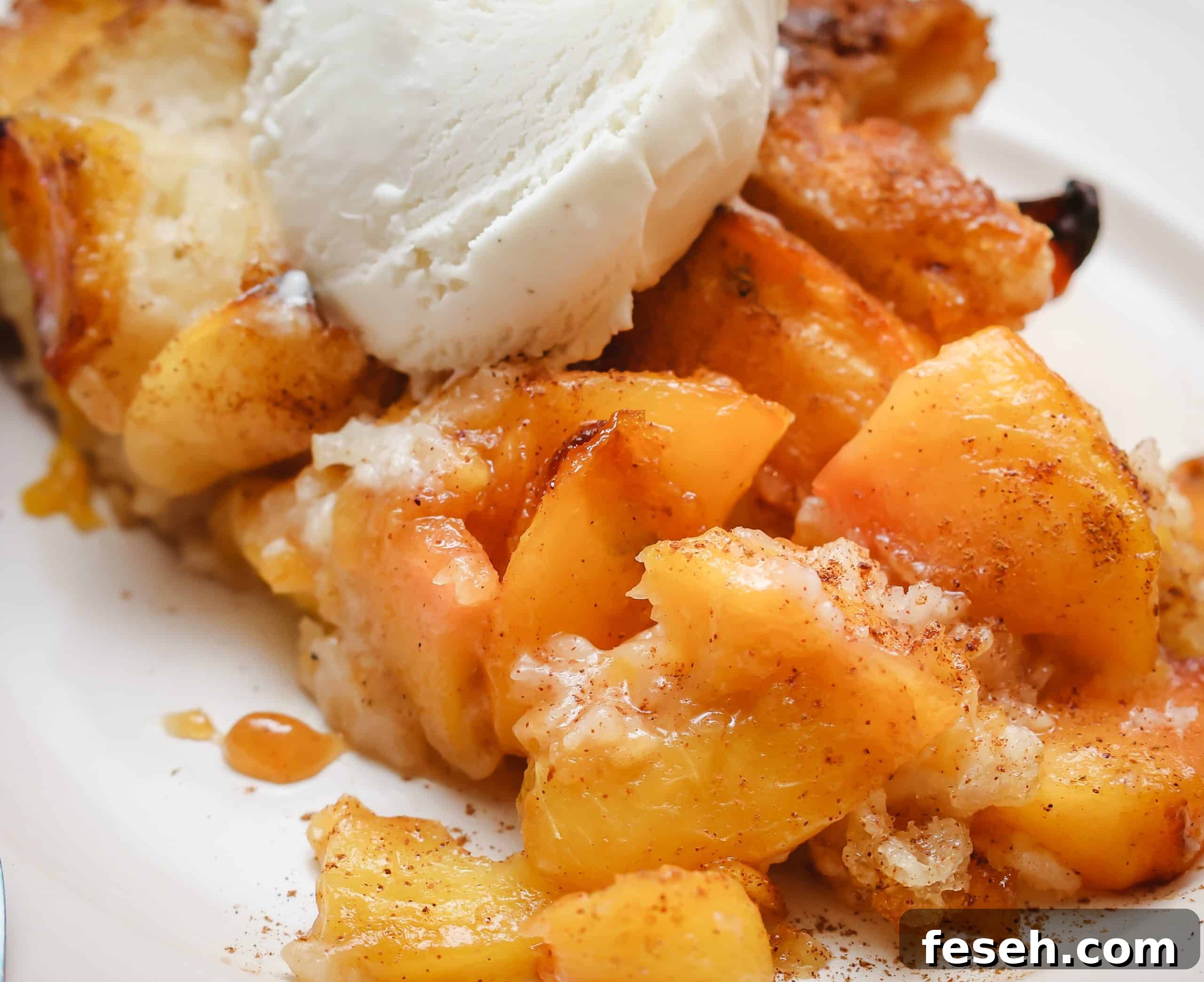 What ingredients do you need to make a Southern peach cobbler?