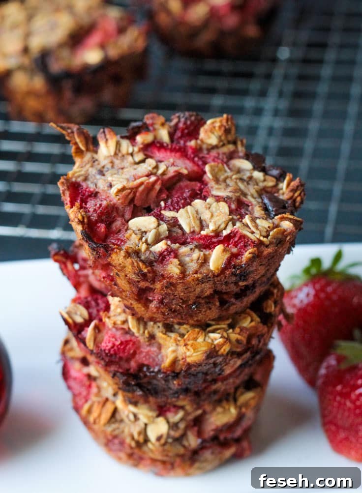 Strawberry Banana Baked Oatmeal