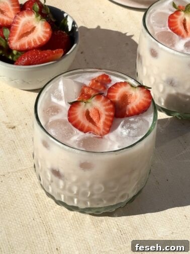 Creamy strawberry agua fresca