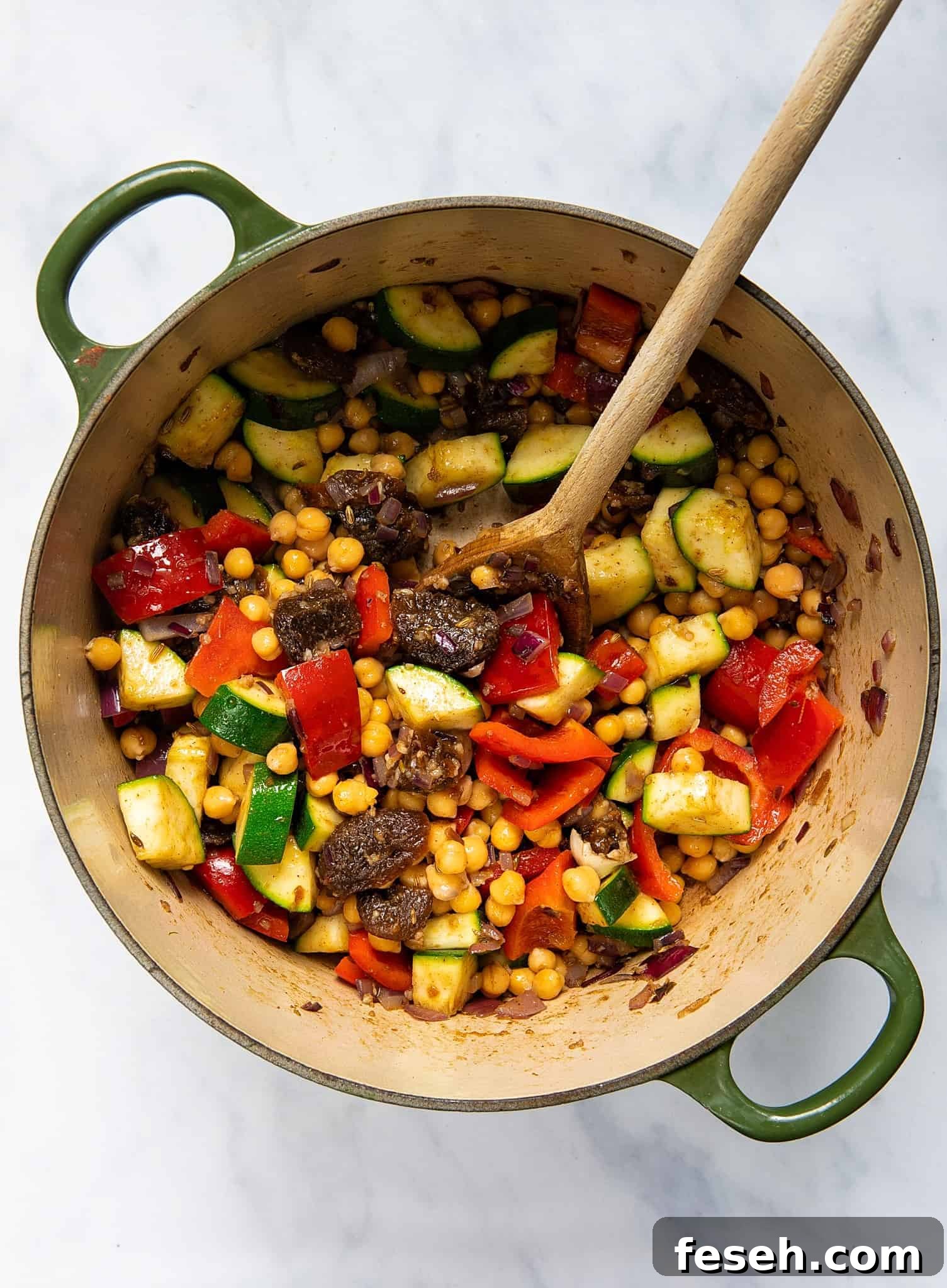 Apricot & Chickpea Tagine - Veg