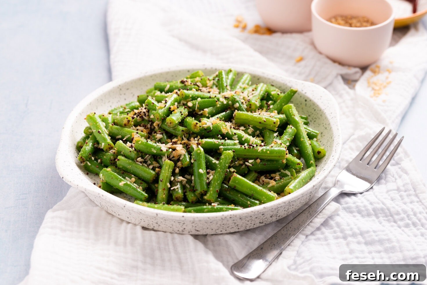 An image of beans poriyal on a serving plate.
