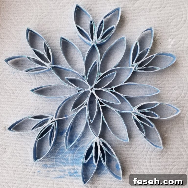 Paper Roll Snowflakes | Toilet Paper Roll Crafts