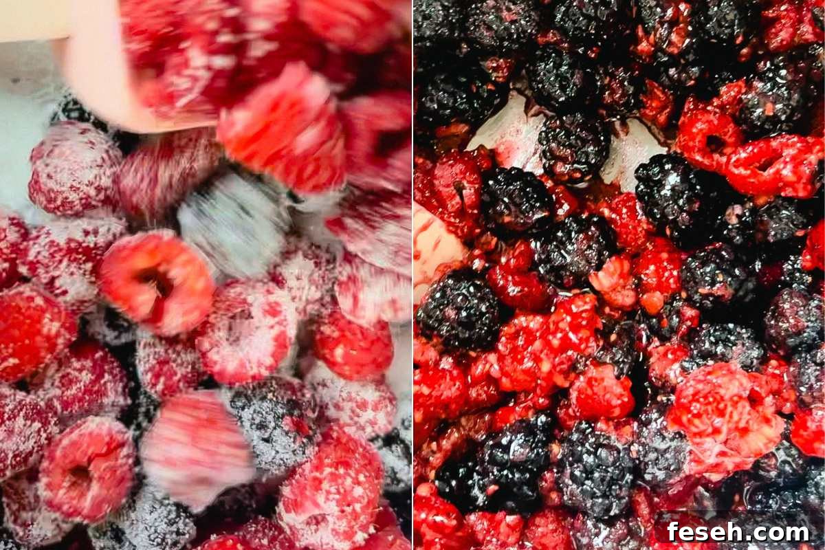 berry filling in pot.