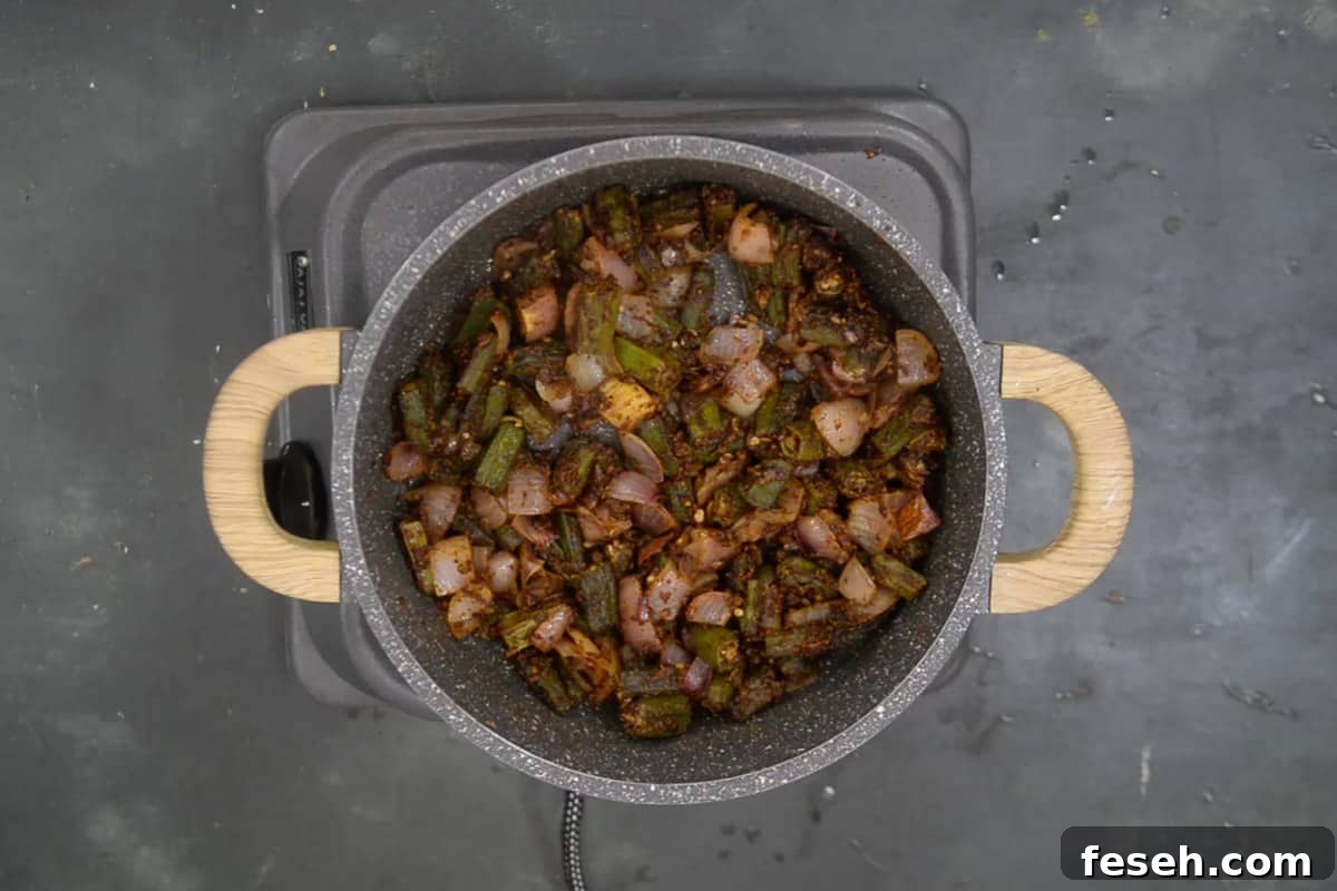 Ready besan bhindi.