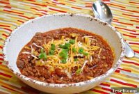 Fire-Roasted Garlic Chili with Hearty Beef