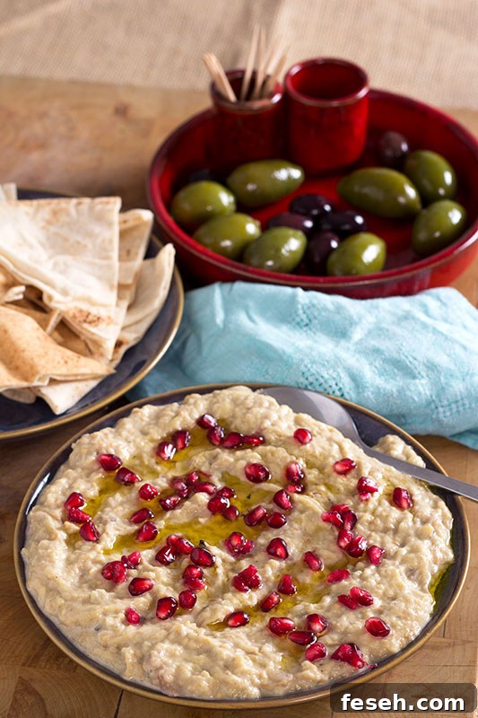 Baba ghanoush aubergine dip 