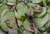 Classic Amish Cucumber Salad Recipe for Refreshing Summer Sides