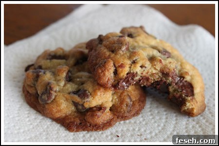 chocolate-chip-cookies chocolate-chip-cookies