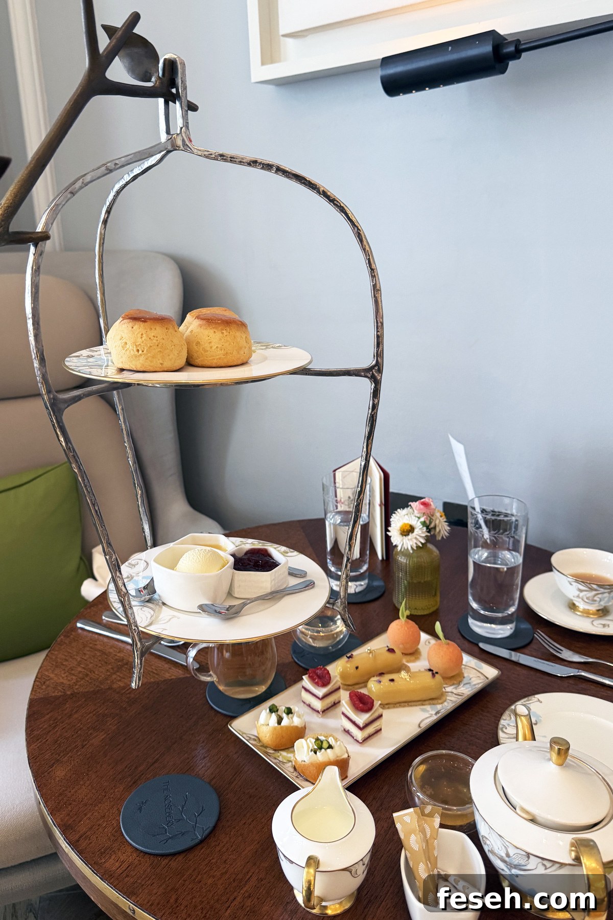 Mandarin Oriental Hyde Park afternoon tea